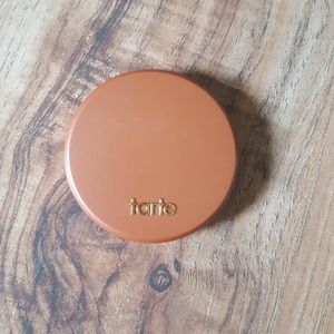 TARTE 12 HOUR BLUSH in the shade feisty